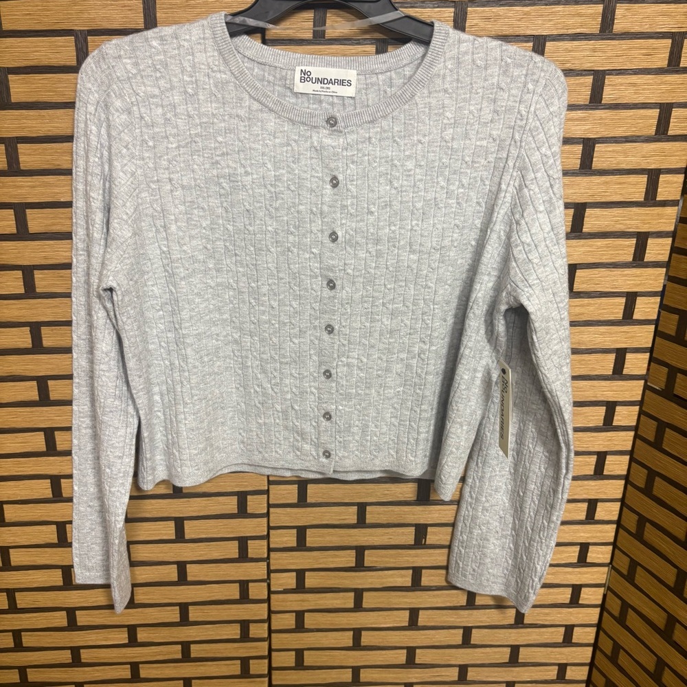 No Boundaries Gray Button Up Cardigan Size XXL